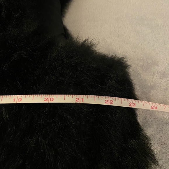 Fur Vest ⭐️Host Pick⭐️ - Picture 7 of 8